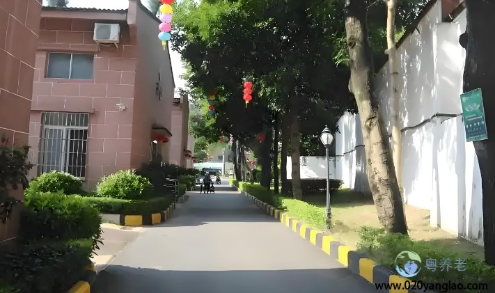 颐年养老院(益鹏苑西南)